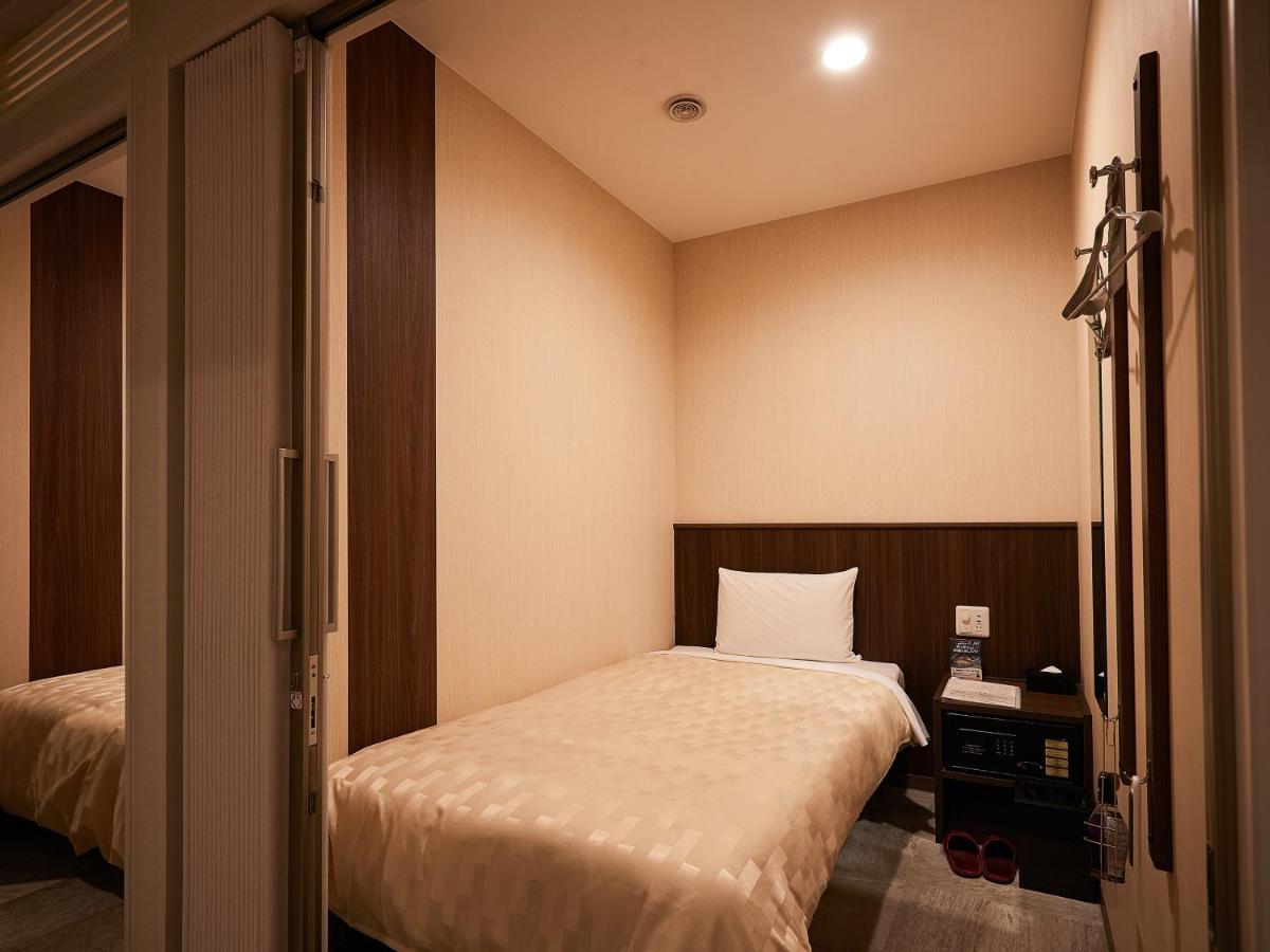 Grand Cabin Hotel Naha Oroku Экстерьер фото