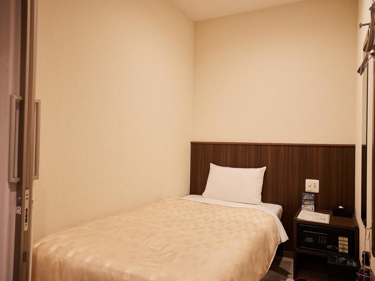 Grand Cabin Hotel Naha Oroku Экстерьер фото